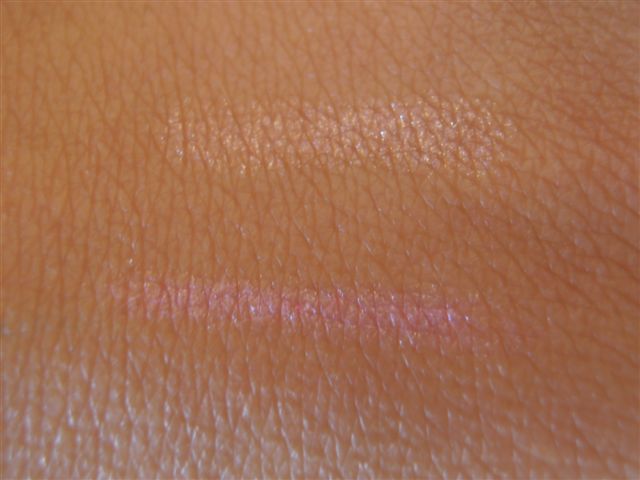 rossetto essence n.2 e matita kiko n.204