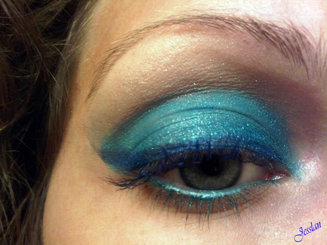 trucco-blu