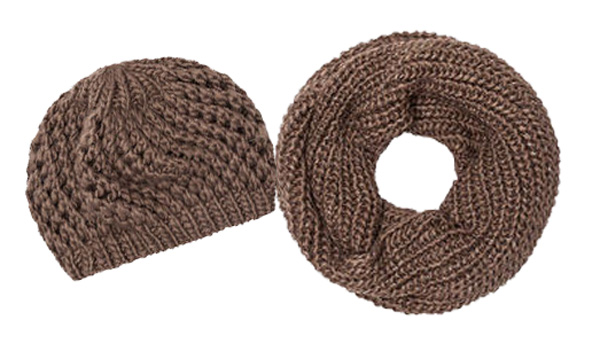 OVS - Sciarpa e cuffia - 12.99€ e 9.99€