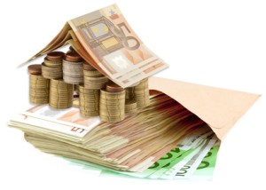 concept coût immobilier, billets, maison