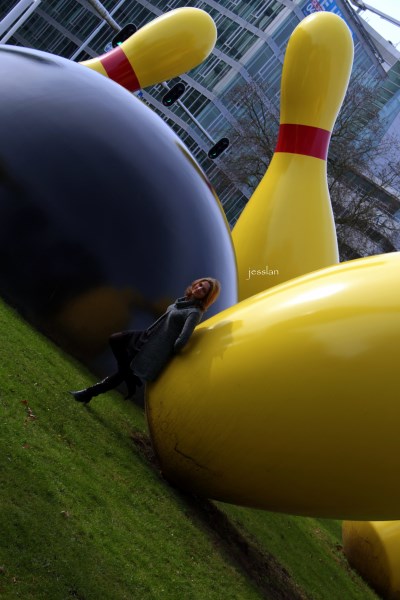 eindhoven flying pins