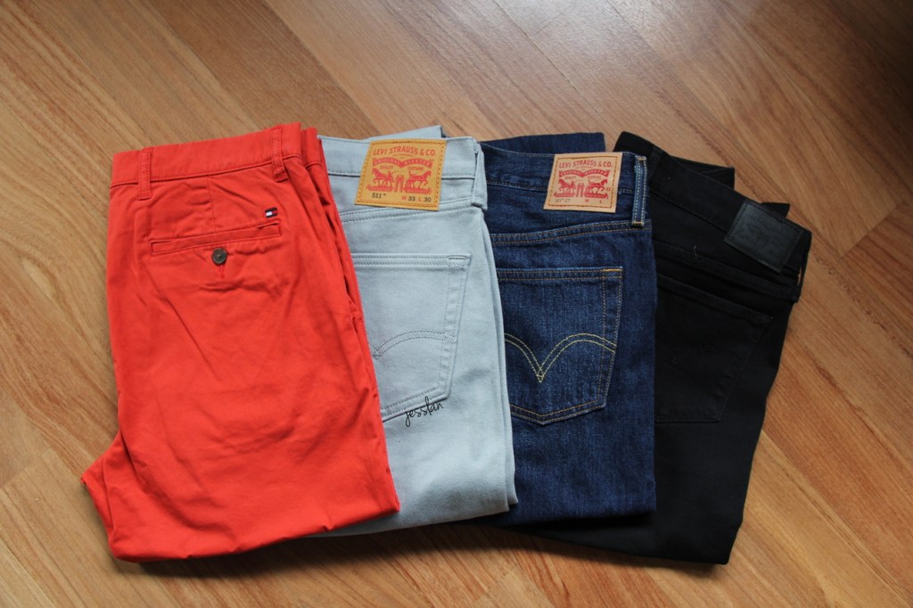 Acquisti da Levi's e Tommy Hilfiger