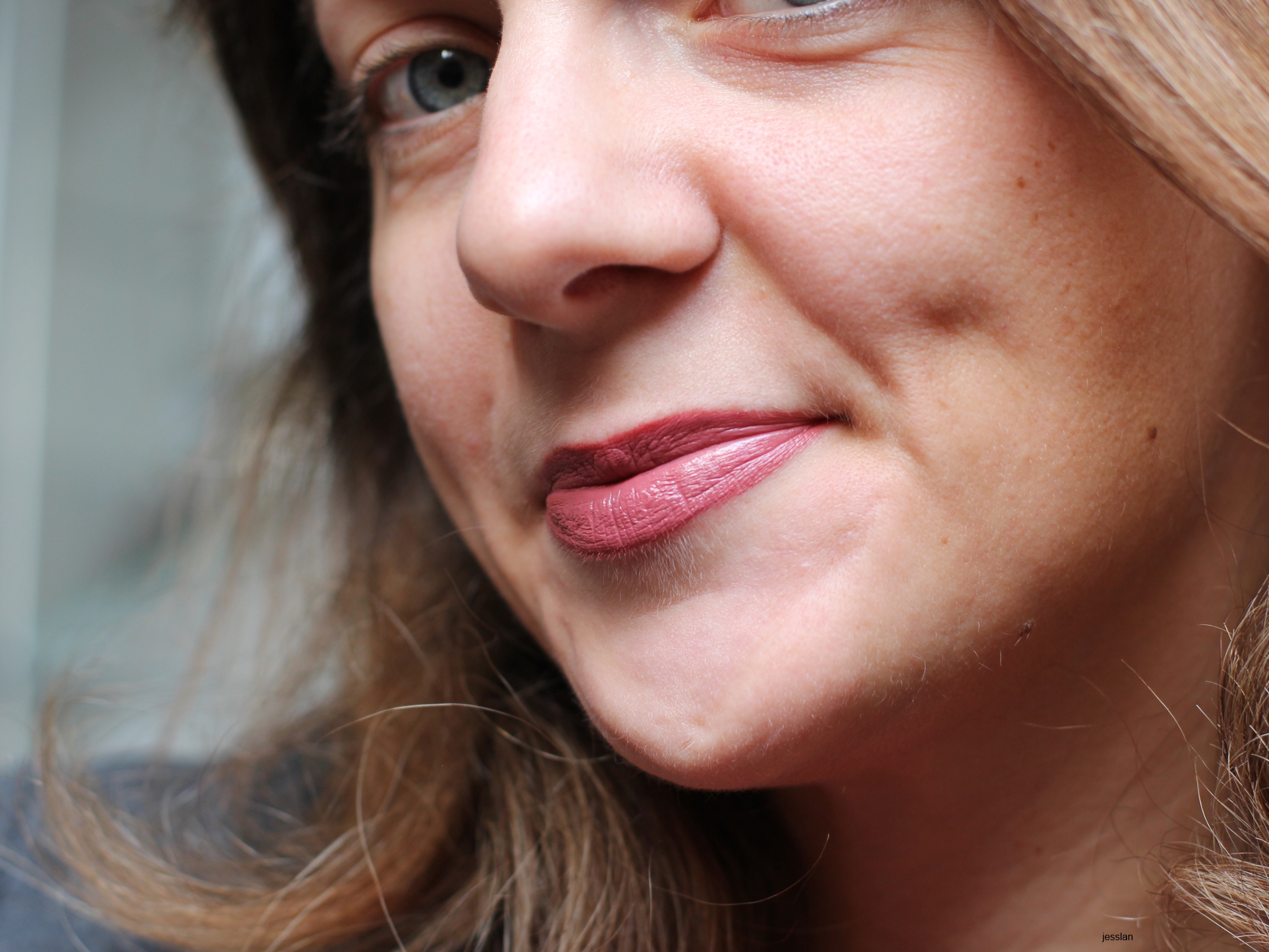 Mac Cosmetics - Twig